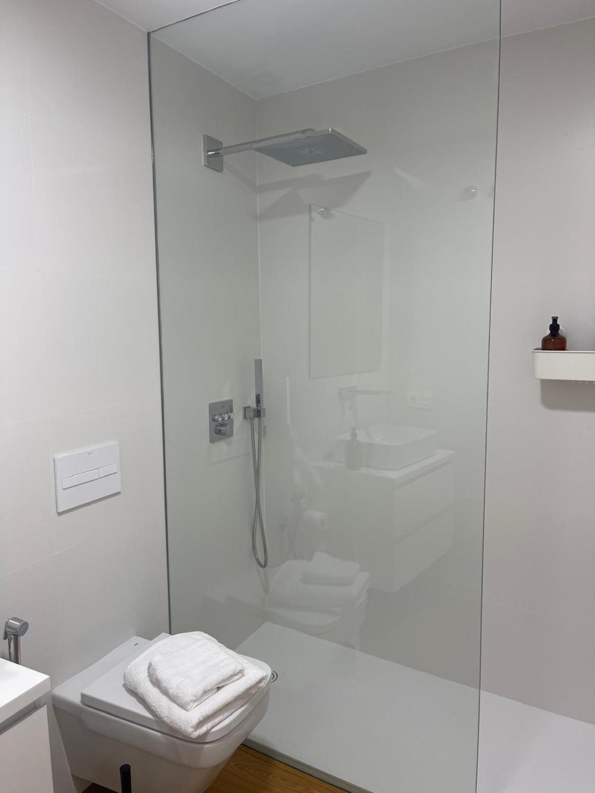 Apartamento Calle Rodrigo De Triana Con Opcion De Parking Sevilla Bagian luar foto