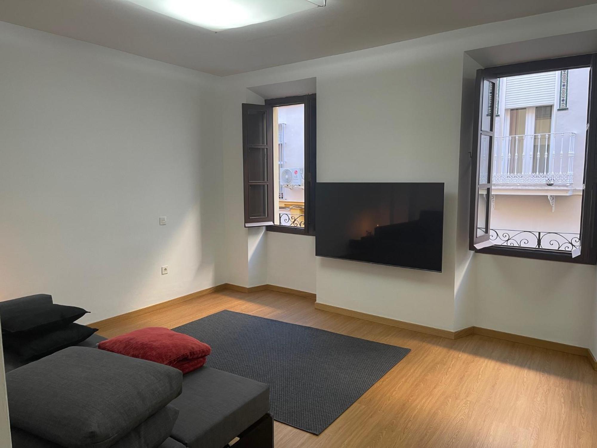 Apartamento Calle Rodrigo De Triana Con Opcion De Parking Sevilla Bagian luar foto