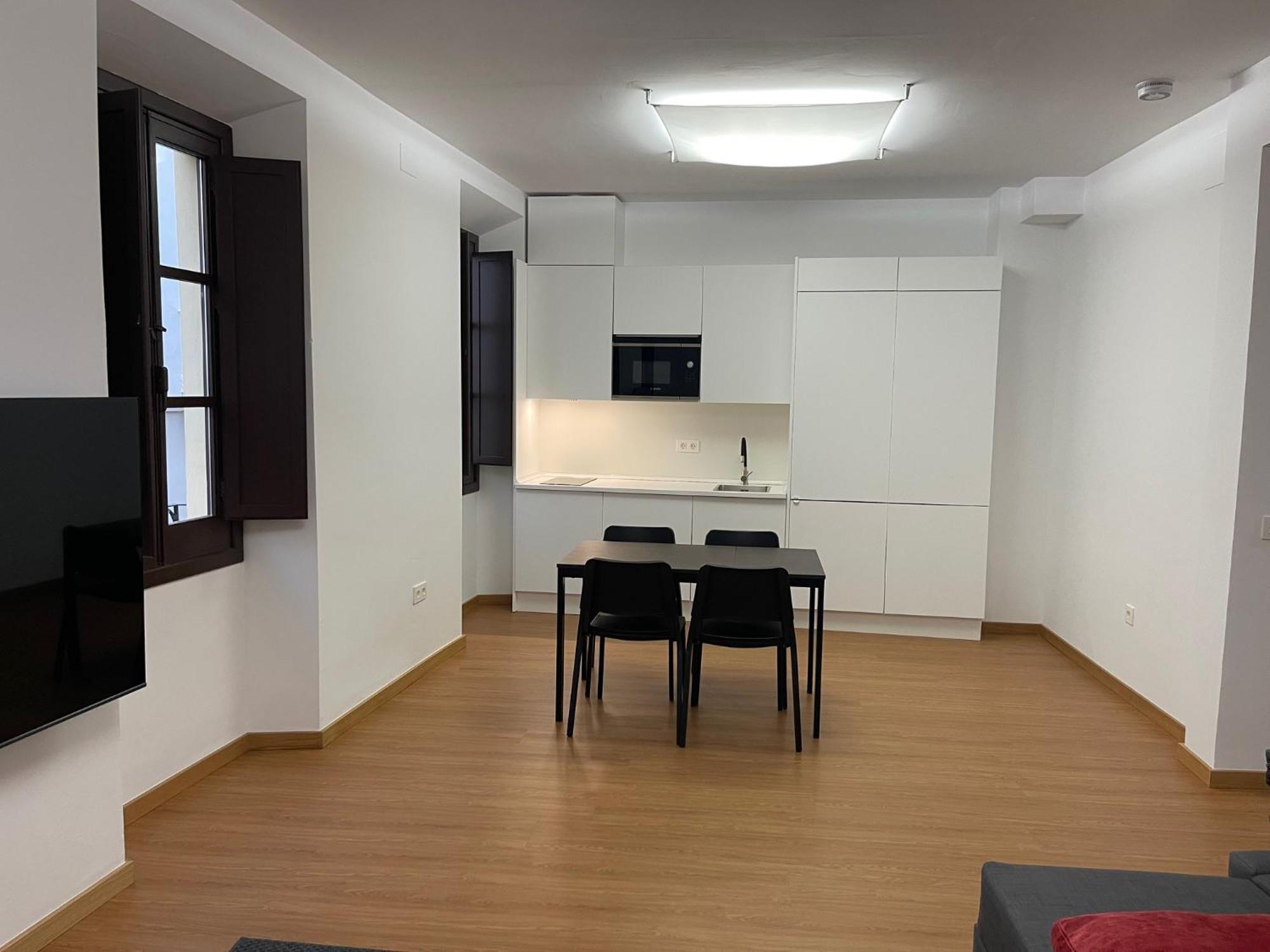 Apartamento Calle Rodrigo De Triana Con Opcion De Parking Sevilla Bagian luar foto