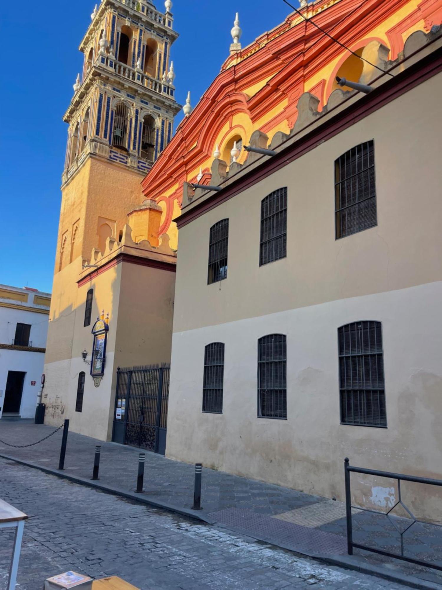 Apartamento Calle Rodrigo De Triana Con Opcion De Parking Sevilla Bagian luar foto