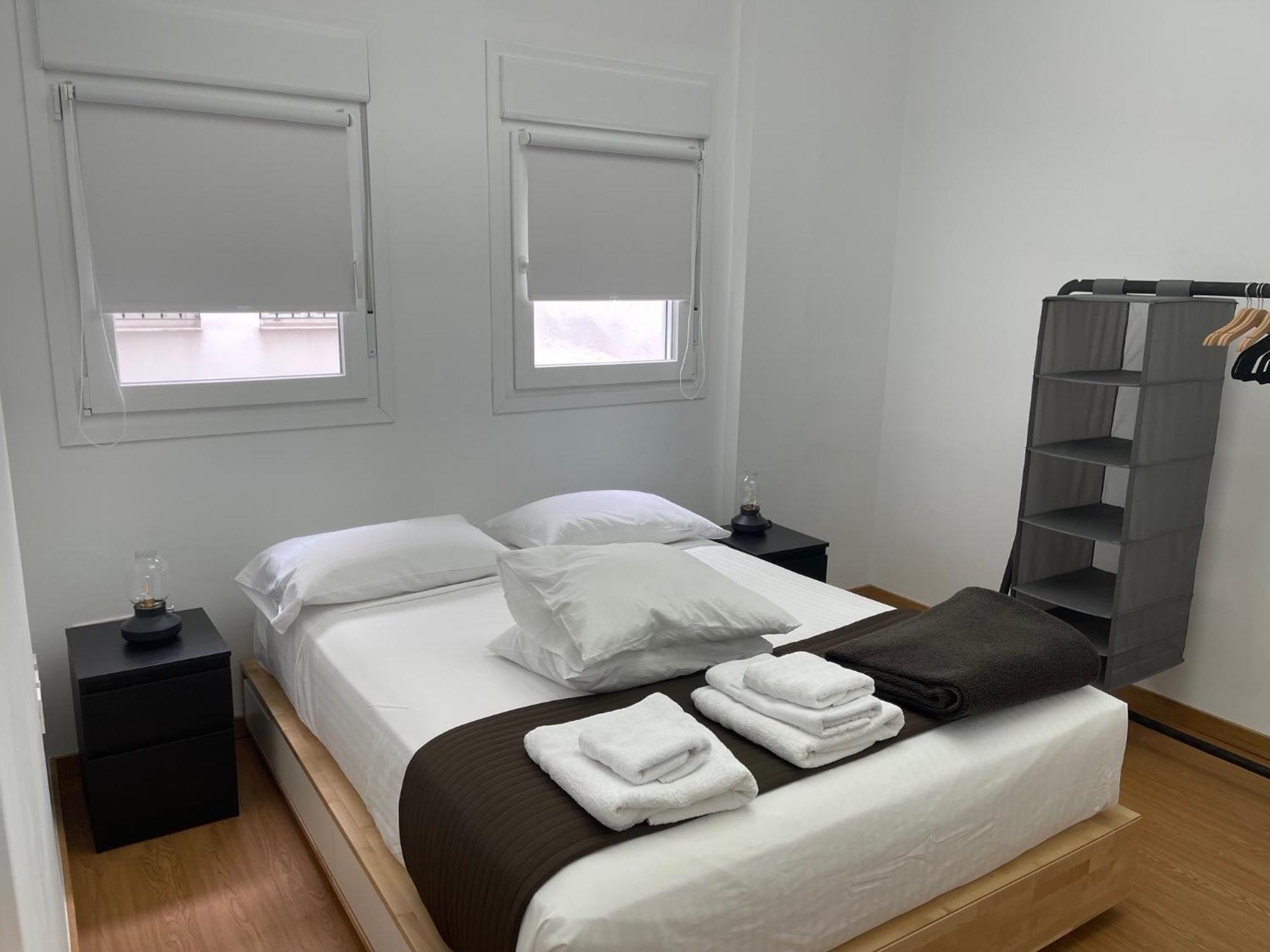 Apartamento Calle Rodrigo De Triana Con Opcion De Parking Sevilla Bagian luar foto
